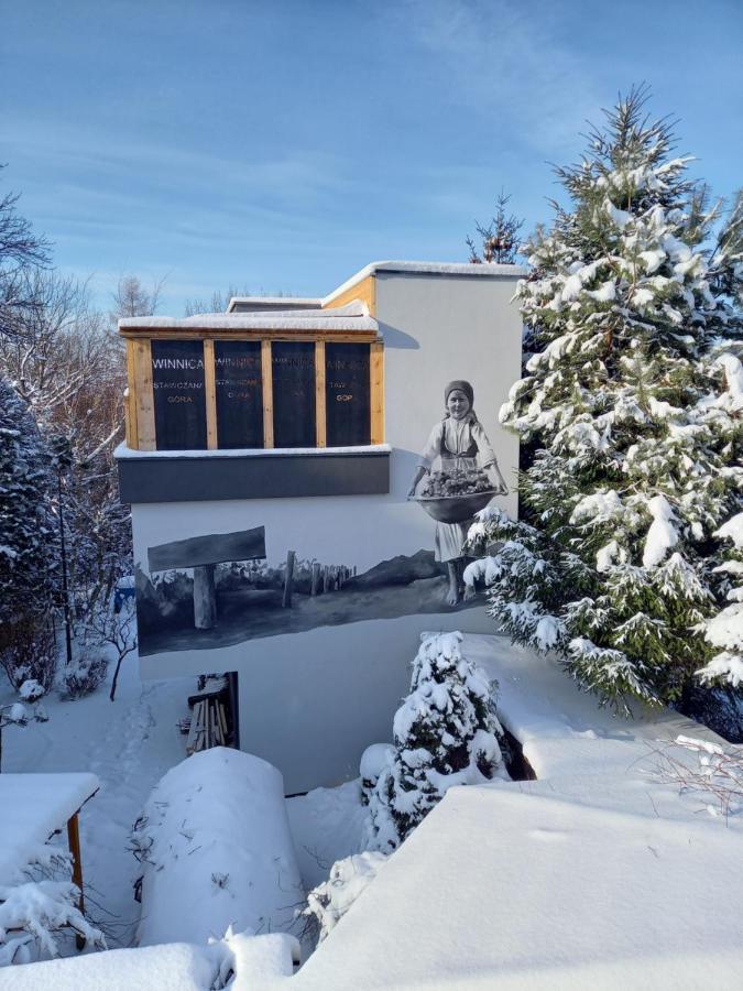 Dom Winiarza Villa Кросно Екстериор снимка